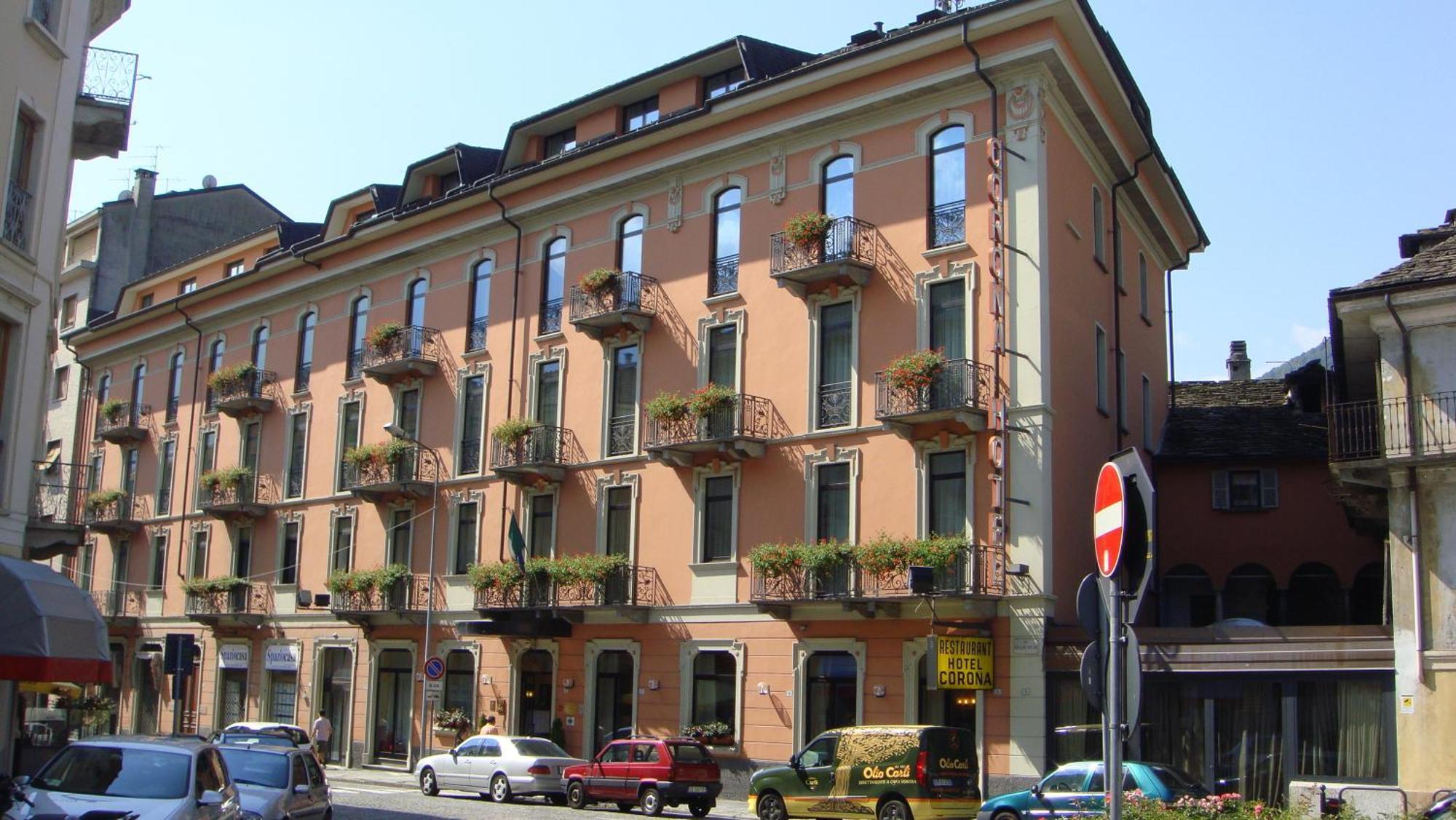 Albergo Corona Domodossola Exteriör bild